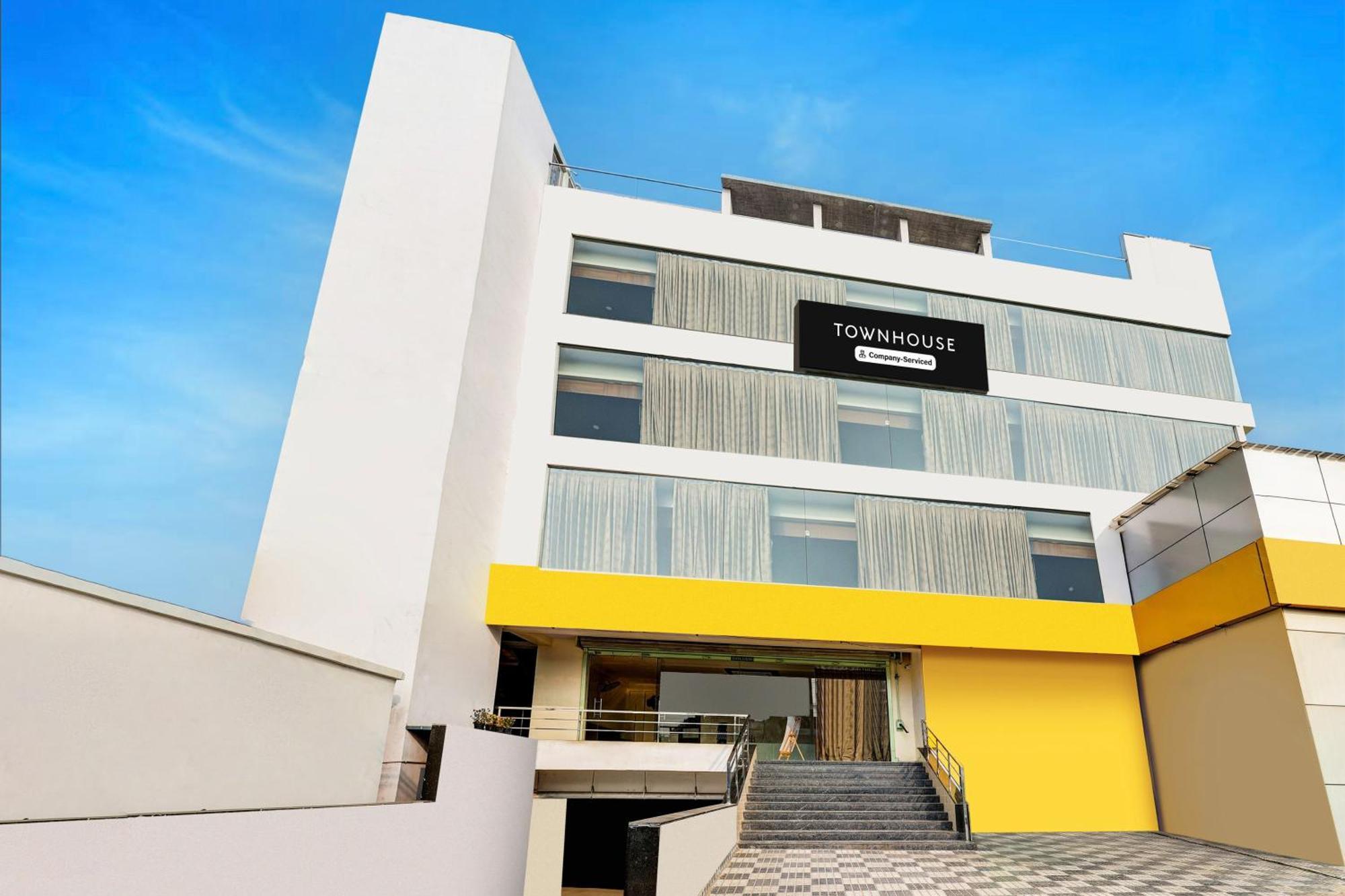 Hotel Townhouse Pendurthi Visakhapatnam Sabbavaram Exterior foto