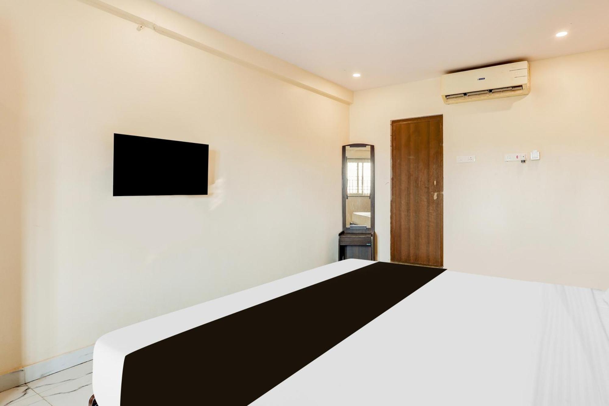 Hotel Townhouse Pendurthi Visakhapatnam Sabbavaram Exterior foto