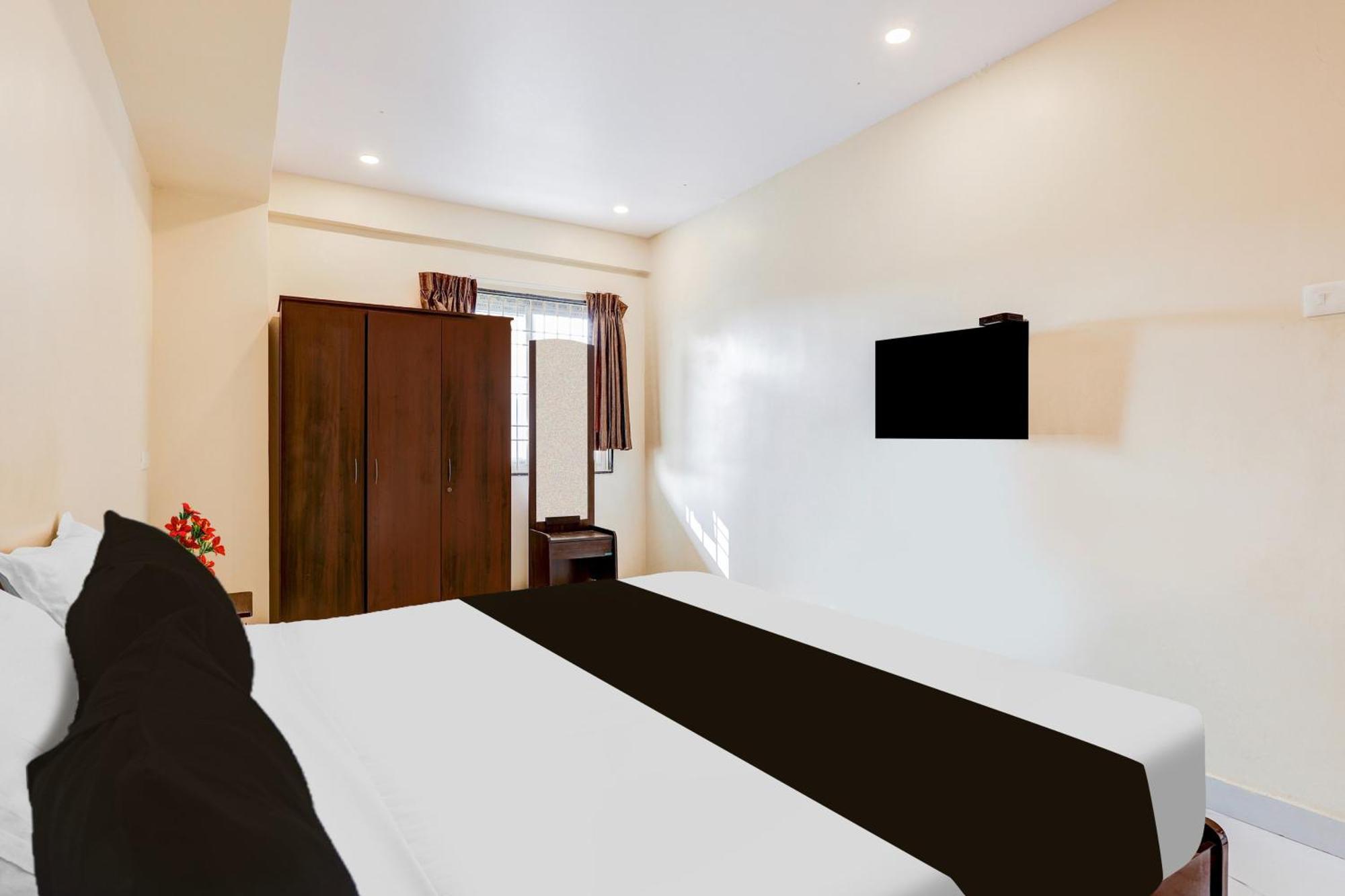 Hotel Townhouse Pendurthi Visakhapatnam Sabbavaram Exterior foto